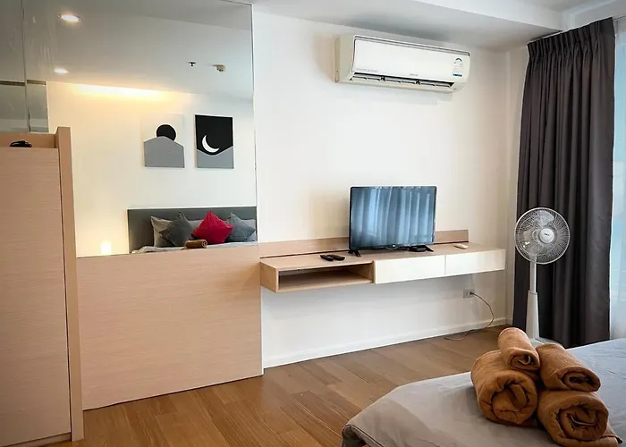 Comfy Entire Steps To Bts & Mrt Sukhumvit Min 14 Nights Appartement
